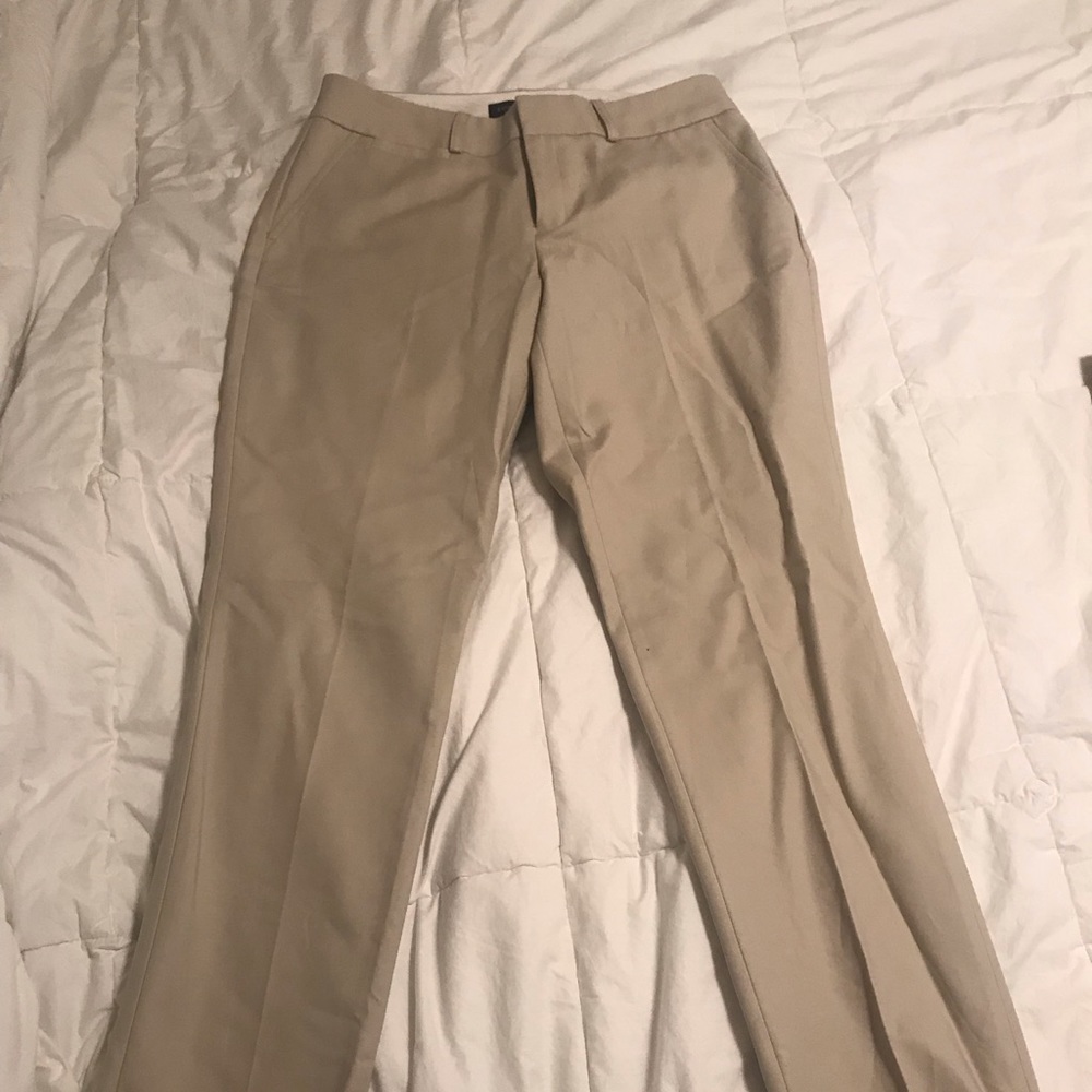 Banana Republic khaki crop. Jackson fit.
